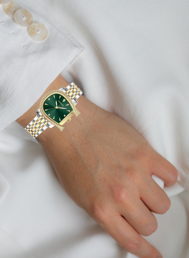 Classic Green Dial Analog Watch With Stainless Steel Strap