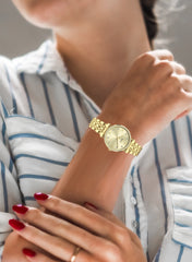 Round Gold Dial Analog Watch