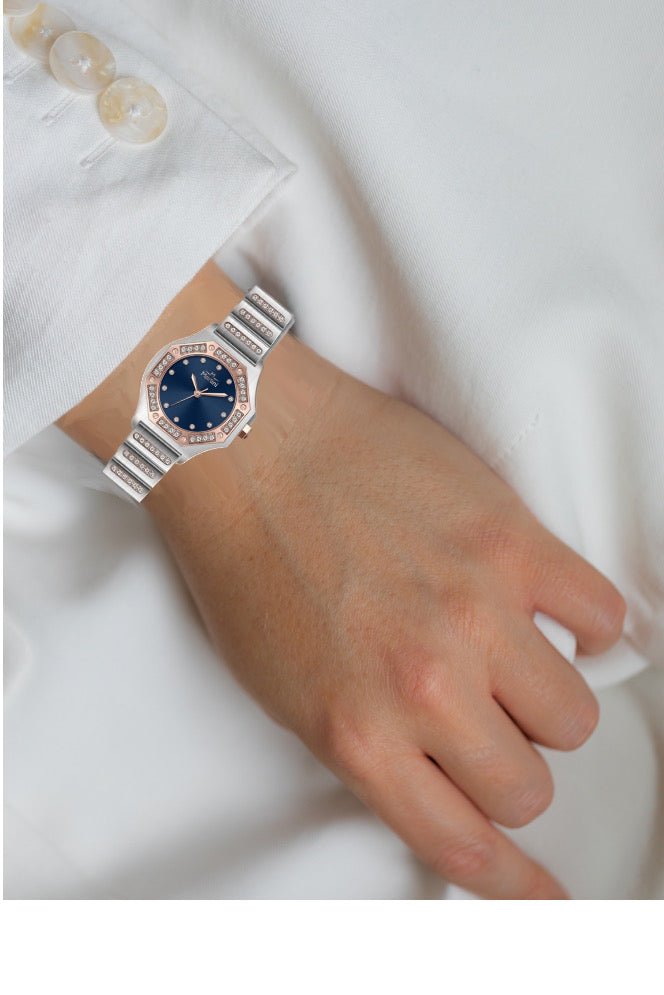 Round Blue  Dial Analog Watch