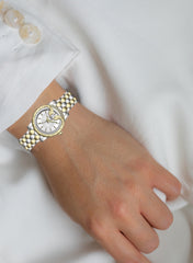 Round Snake White Dial Analog Watch