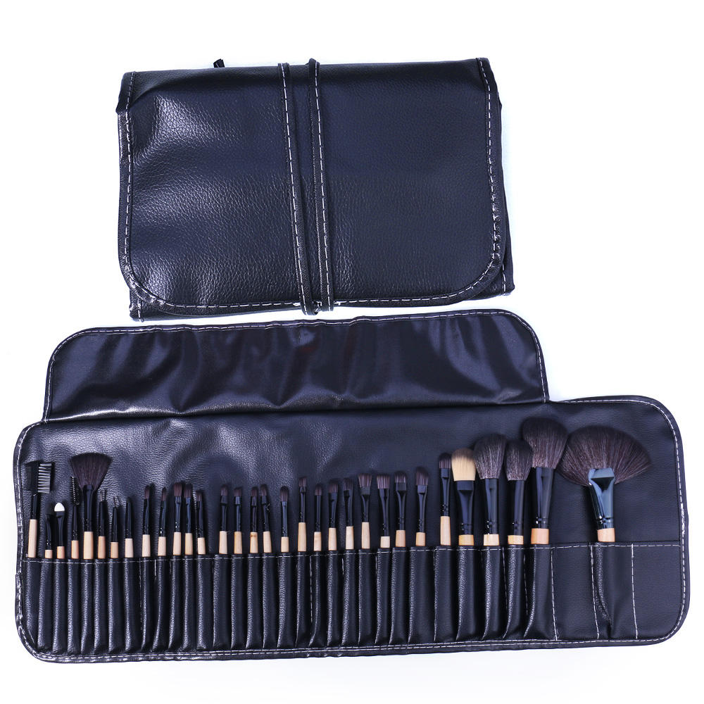 32 Piece Make Up Brush Set